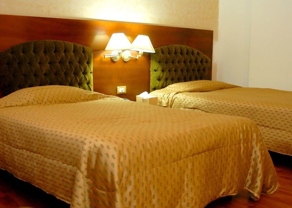 Legend Hotel Beyrut Dış mekan fotoğraf
